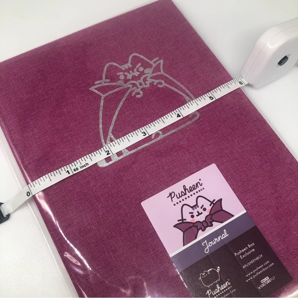 NEW✨ Pusheen Cat Vampire Halloween Vampurr Fall Box Exclusive Purple Journal